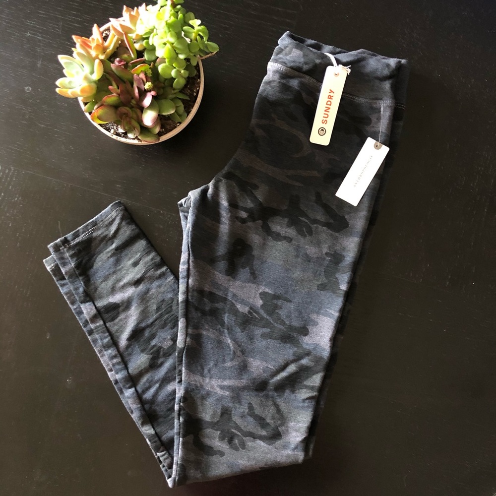 Sundry leggings - brand new